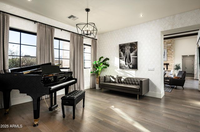 8900 E SANDS Drive, Scottsdale, AZ 85255