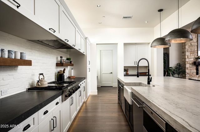 8900 E SANDS Drive, Scottsdale, AZ 85255