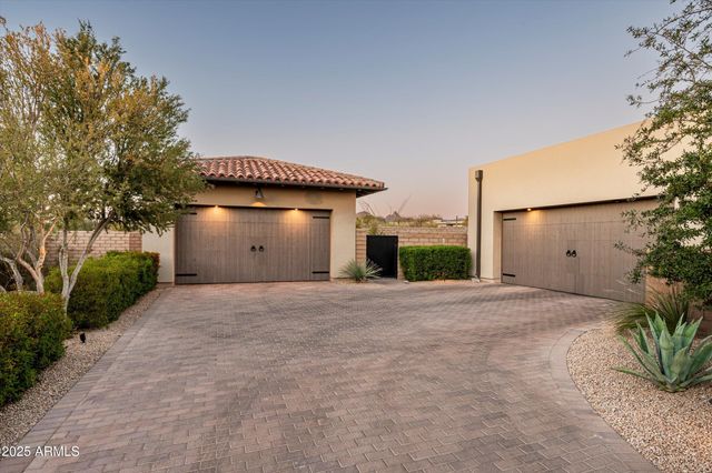 8900 E SANDS Drive, Scottsdale, AZ 85255