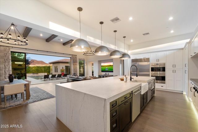 8900 E SANDS Drive, Scottsdale, AZ 85255