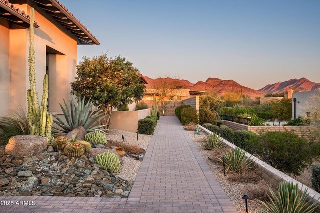 8900 E SANDS Drive, Scottsdale, AZ 85255