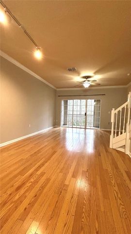 4988 NW 43RD AVENUE 106, Gainesville, FL 32606