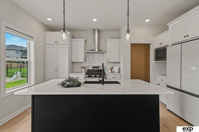 11004 N 169 Street, Bennington, NE 68007