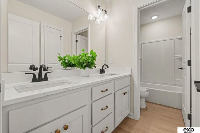 11004 N 169 Street, Bennington, NE 68007