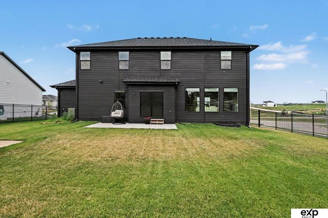 11004 N 169 Street, Bennington, NE 68007