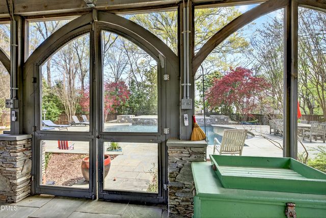 521 S Main Street, Wake Forest, NC 27587