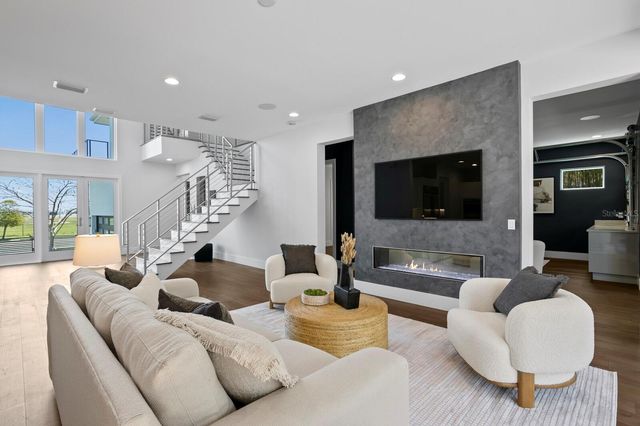 804 S DAVIS BOULEVARD, Tampa, FL 33606