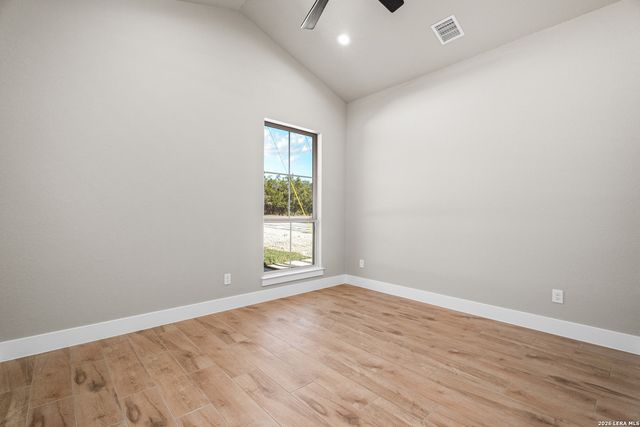 1164 Winding Creek Trl, Spring Branch, TX 78070