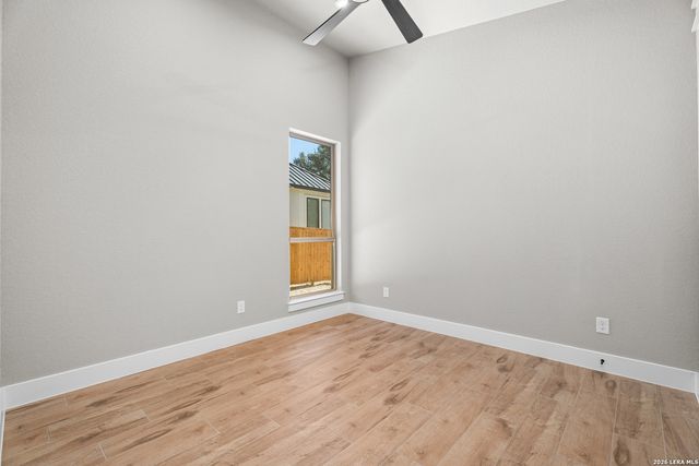1164 Winding Creek Trl, Spring Branch, TX 78070