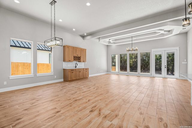 1164 Winding Creek Trl, Spring Branch, TX 78070