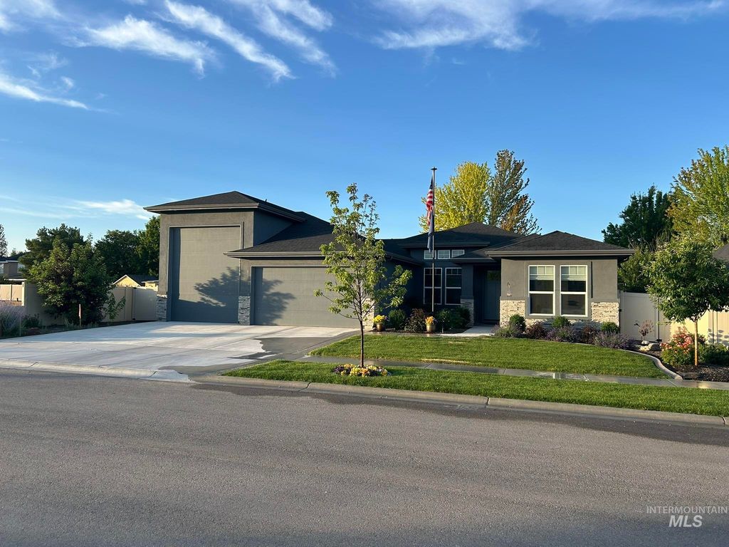 1127 E Territory St., Meridian, ID 83646
