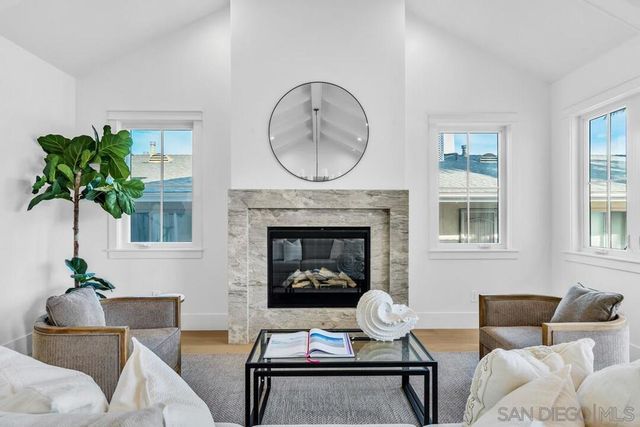 1056 Isabella Avenue, Coronado, CA 92118