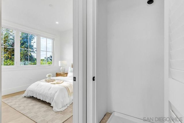 1056 Isabella Avenue, Coronado, CA 92118