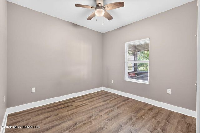 5075 D W North Road, Kiln, MS 39556