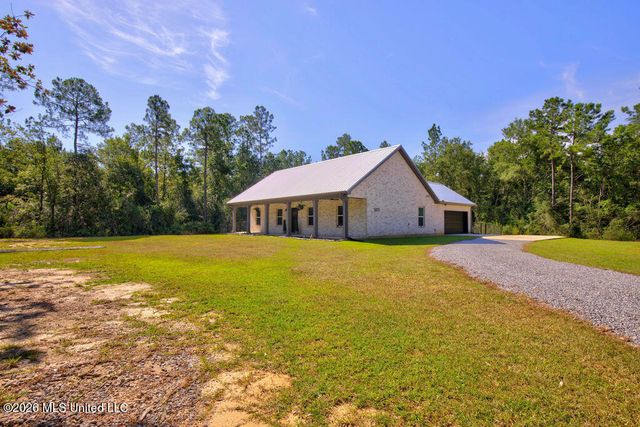 5075 D W North Road, Kiln, MS 39556