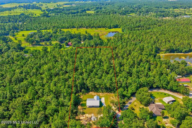5075 D W North Road, Kiln, MS 39556