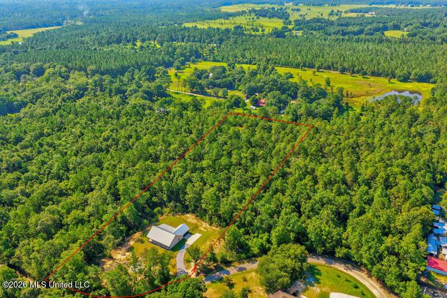 5075 D W North Road, Kiln, MS 39556