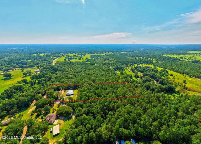 5075 D W North Road, Kiln, MS 39556