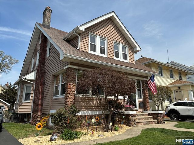 86 Van Houten, Belleville, NJ 07109