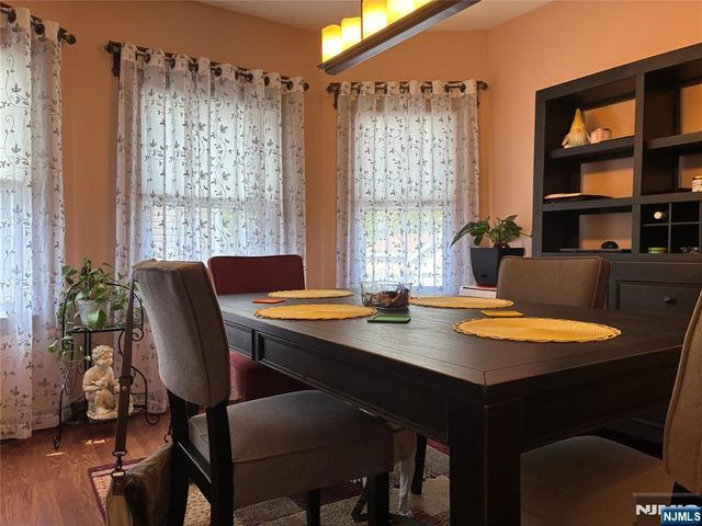 86 Van Houten, Belleville, NJ 07109