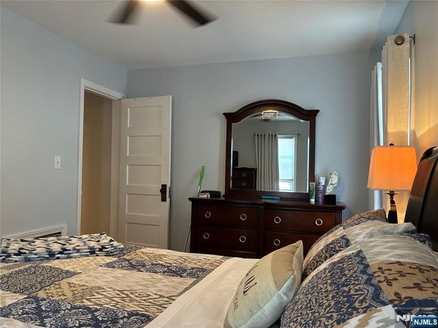 86 Van Houten, Belleville, NJ 07109