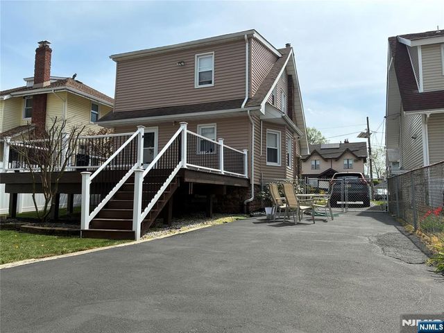 86 Van Houten, Belleville, NJ 07109
