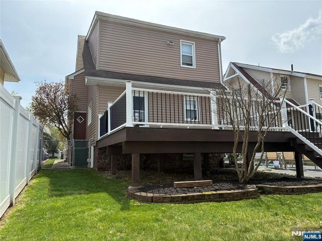 86 Van Houten, Belleville, NJ 07109