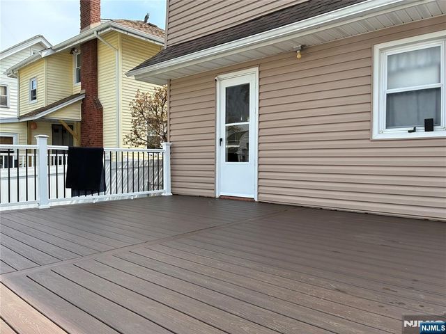 86 Van Houten, Belleville, NJ 07109