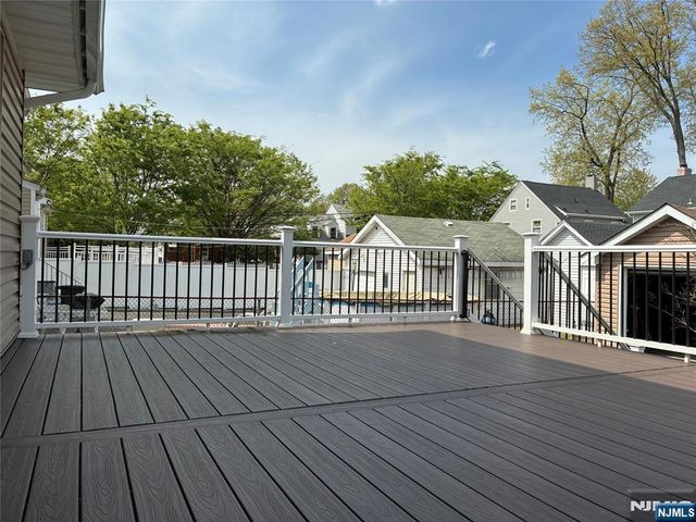 86 Van Houten, Belleville, NJ 07109