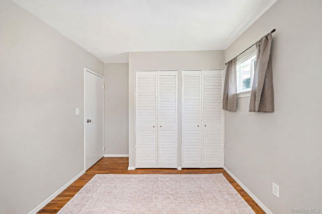 92 Rhode Island Avenue, Bay Shore, NY 11706