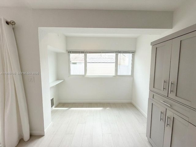 10359 SW 209th Ln, Cutler Bay, FL 33189