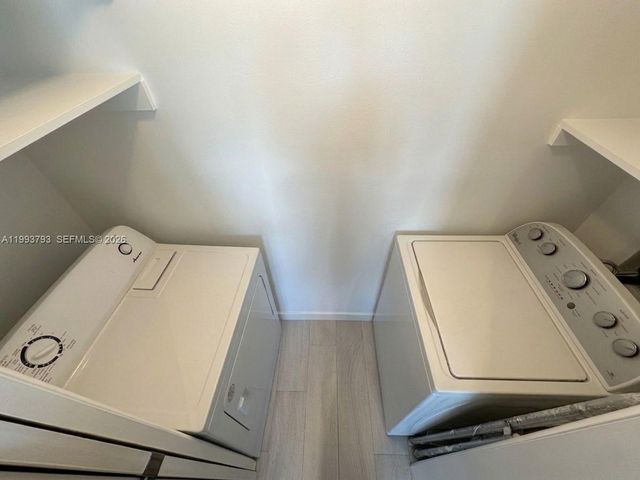 10359 SW 209th Ln, Cutler Bay, FL 33189