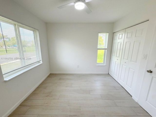 10359 SW 209th Ln, Cutler Bay, FL 33189