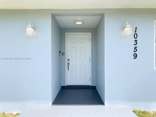 10359 SW 209th Ln, Cutler Bay, FL 33189