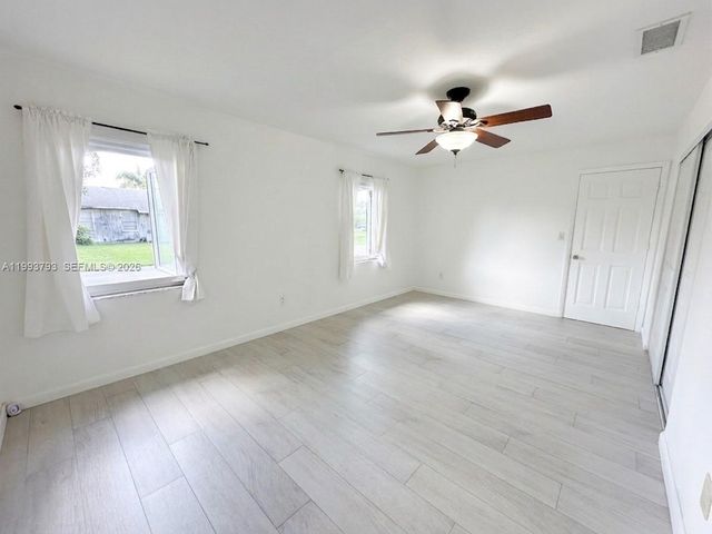 10359 SW 209th Ln, Cutler Bay, FL 33189