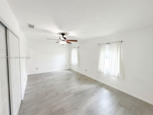 10359 SW 209th Ln, Cutler Bay, FL 33189