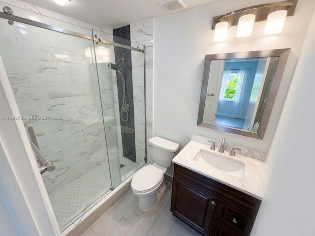 10359 SW 209th Ln, Cutler Bay, FL 33189