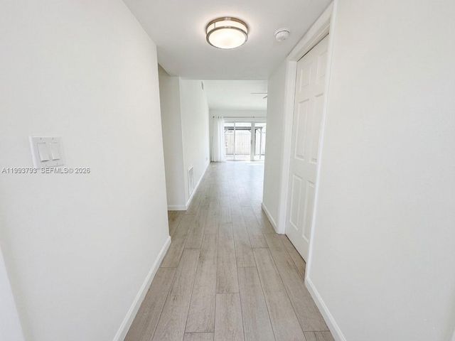 10359 SW 209th Ln, Cutler Bay, FL 33189