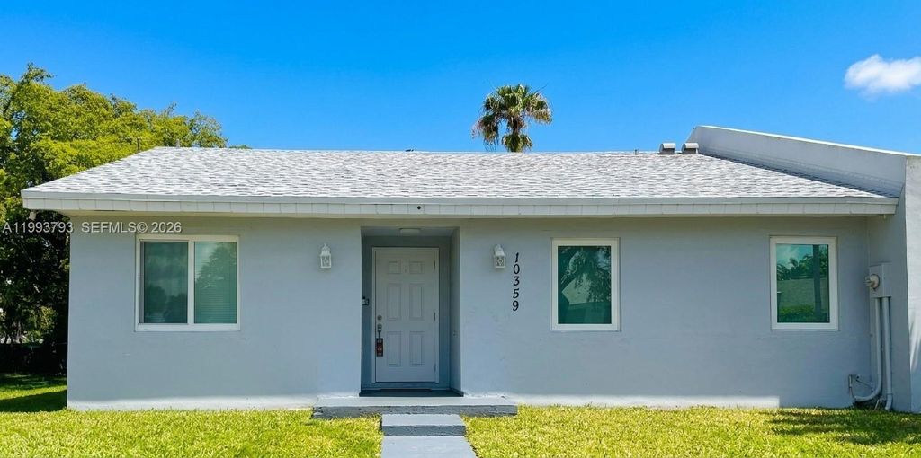 10359 SW 209th Ln, Cutler Bay, FL 33189