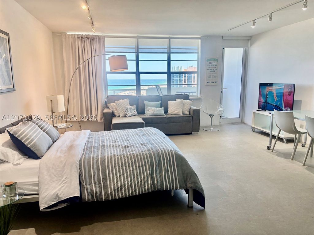 100 Lincoln Rd 1546, Miami Beach, FL 33139