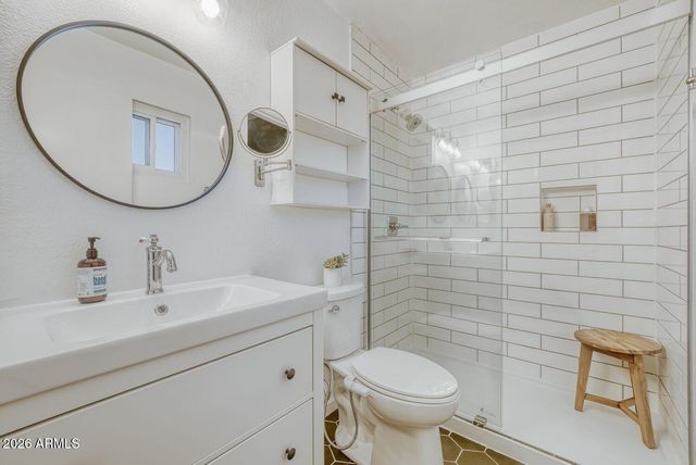 2130 W ERIE Street, Chandler, AZ 85224