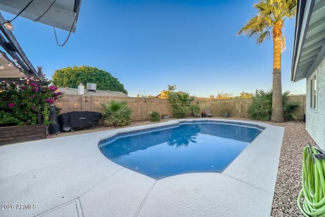 2130 W ERIE Street, Chandler, AZ 85224