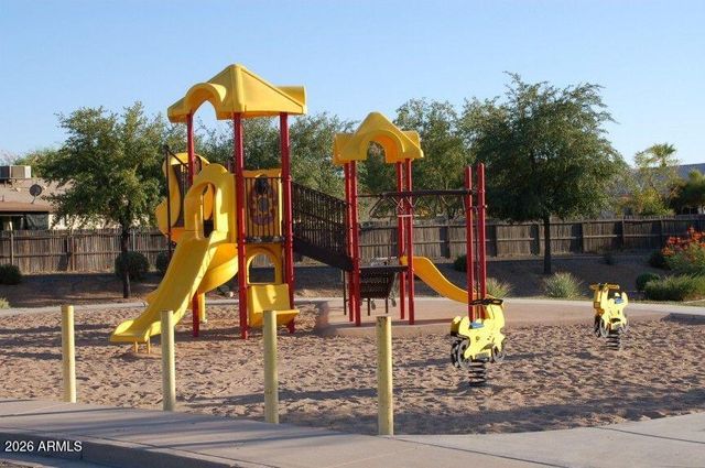 2130 W ERIE Street, Chandler, AZ 85224