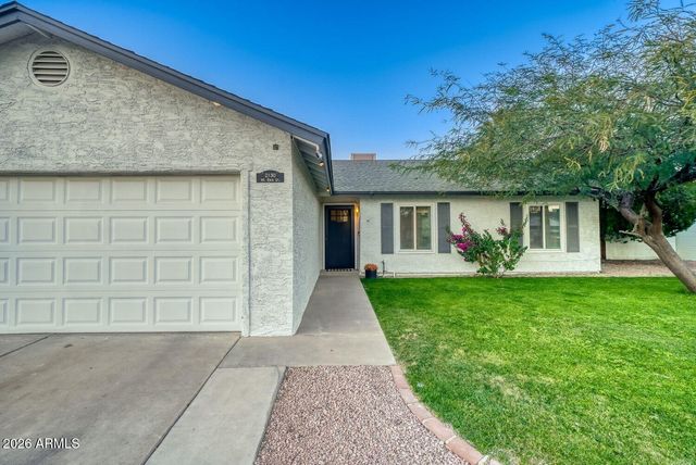 2130 W ERIE Street, Chandler, AZ 85224