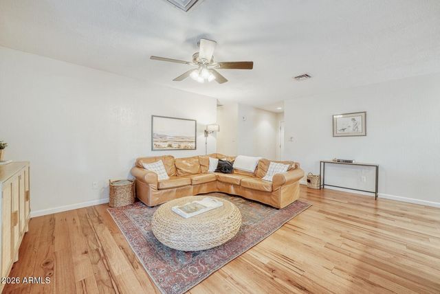 2130 W ERIE Street, Chandler, AZ 85224