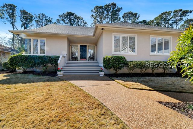 8 Brassie Ct, Hilton Head Island, SC 29928