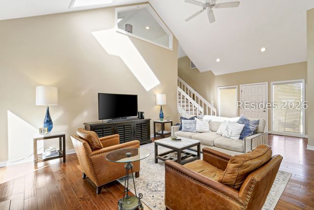 8 Brassie Ct, Hilton Head Island, SC 29928