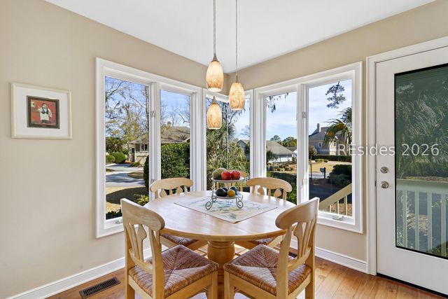 8 Brassie Ct, Hilton Head Island, SC 29928