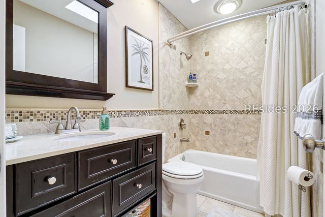 8 Brassie Ct, Hilton Head Island, SC 29928