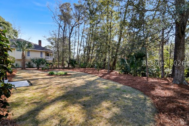 8 Brassie Ct, Hilton Head Island, SC 29928